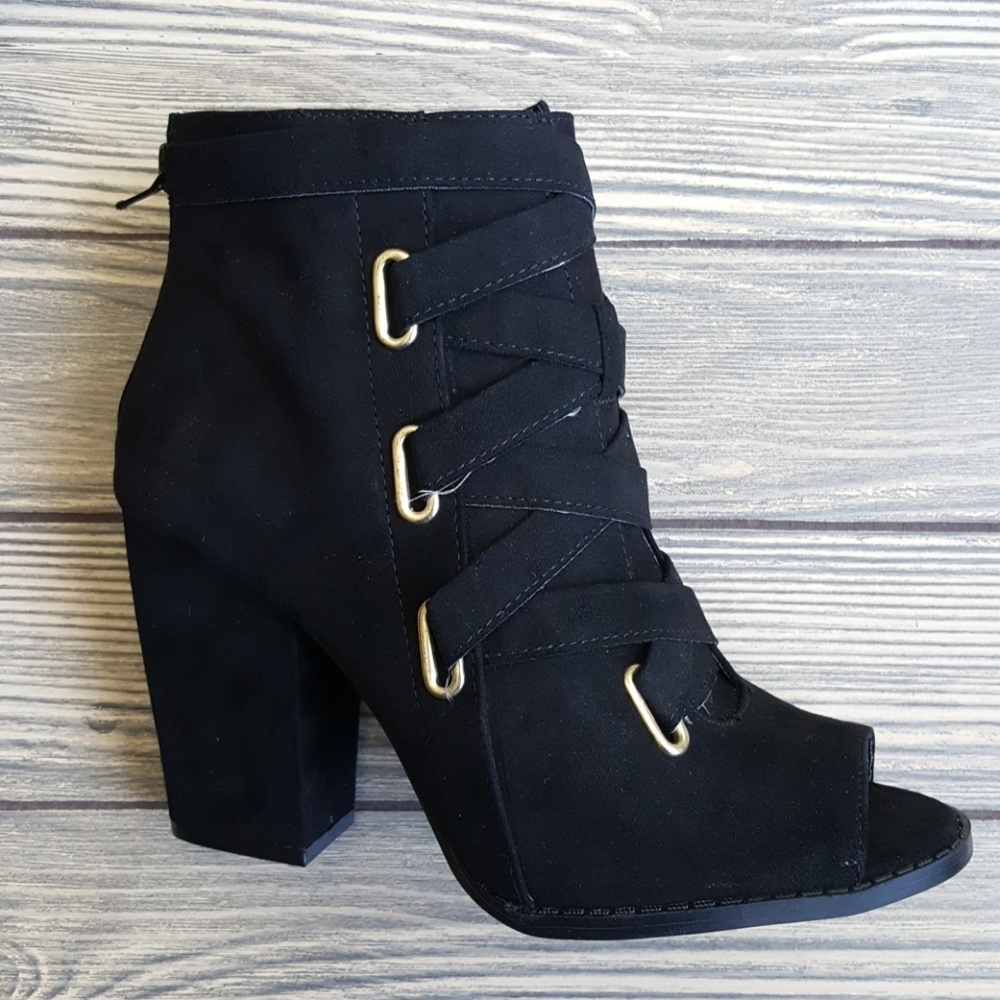 Last 1! CATHERINE Peep Toe Lace up Ankle Bootie - Picture 2 of 6